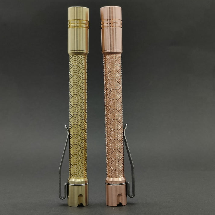 ReyLight Seigaiha Pineapple Mini Penlight 2 x AAA 10880 Nichia 519A 4000k *** FREE 10880 BATTERY BUT HAS TO SHIP FEDEX ***