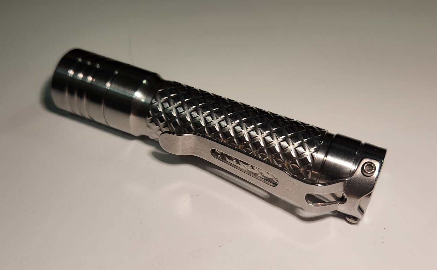 EAGTAC D3A Titanium AA/14500 LED Flashlight