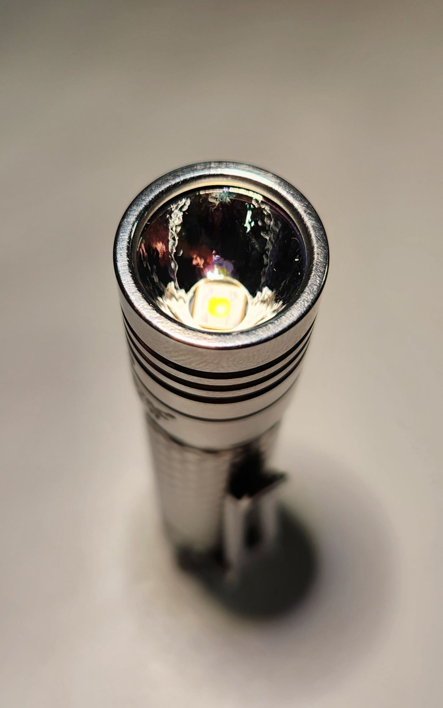 EAGTAC D3A Titanium AA/14500 LED Flashlight