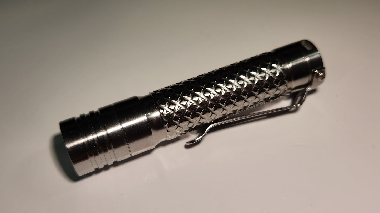 EAGTAC D3A Titanium AA/14500 LED Flashlight