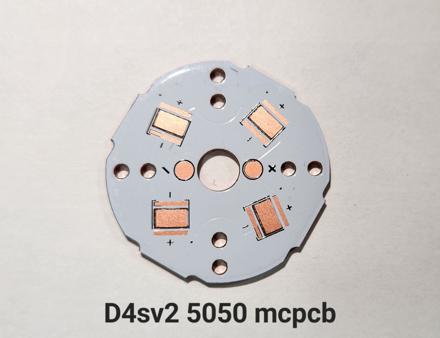 Emisar Noctigon XP Raw MCPCB/AUX Custom 33 X 1.6MM D4SV2 CUSTOM 5050 SMD SFT40 SMD MCPCB