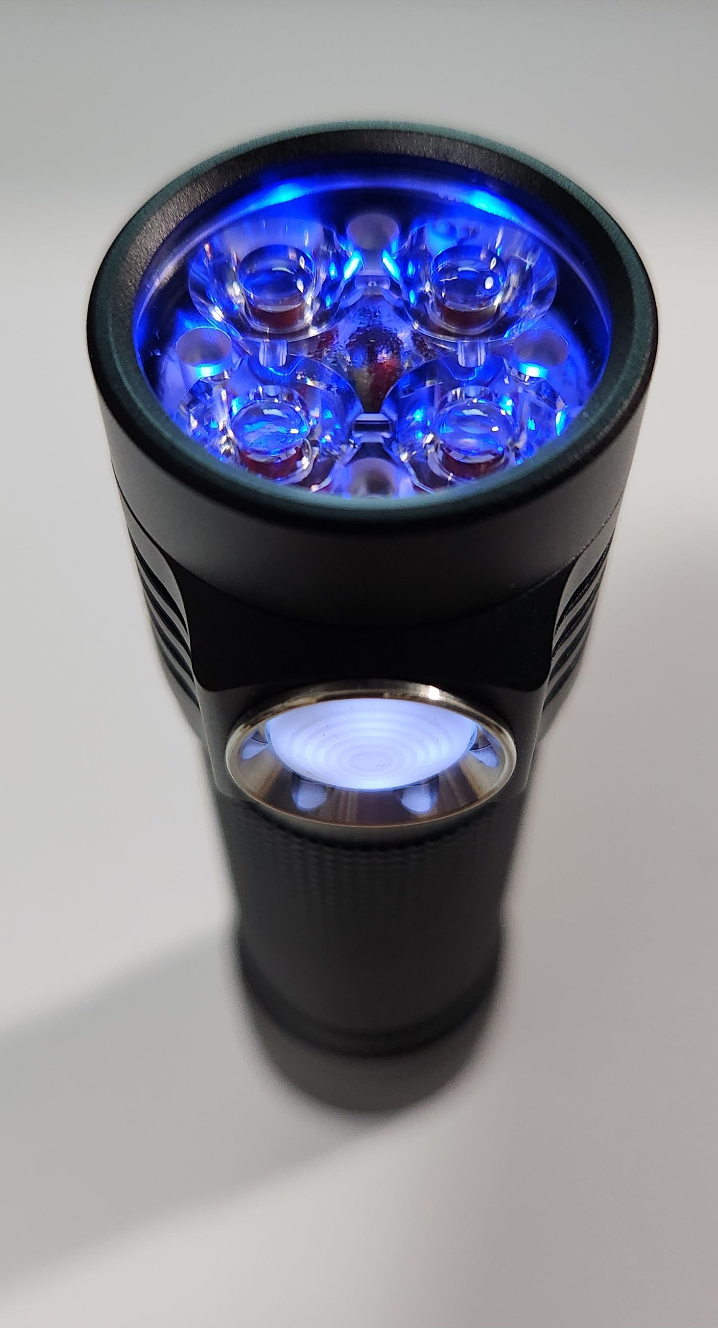 Emisar D4K 2CH 2-CH 21700 High Power EDC Flashlight *CUSTOM BUILT-TO-ORDER*
