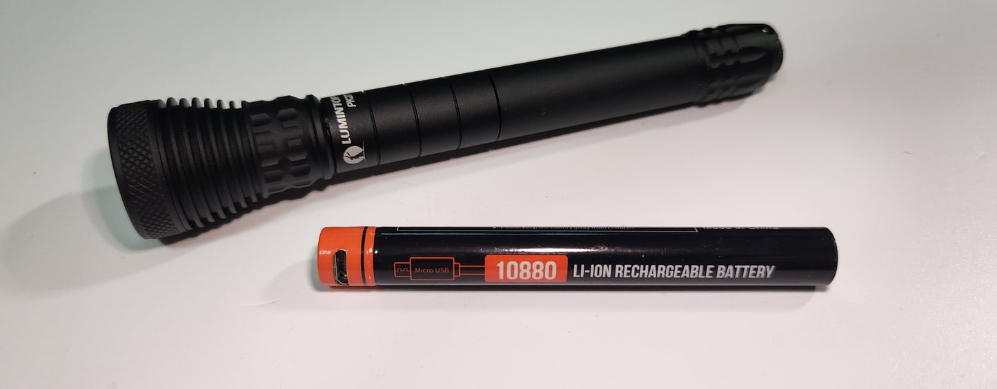 Lumintop PK27 Osram W1 300 Lumens 270 Meters AAA LED Flashlight W/10880 RECHAGEABLE LI-ON BATTERY