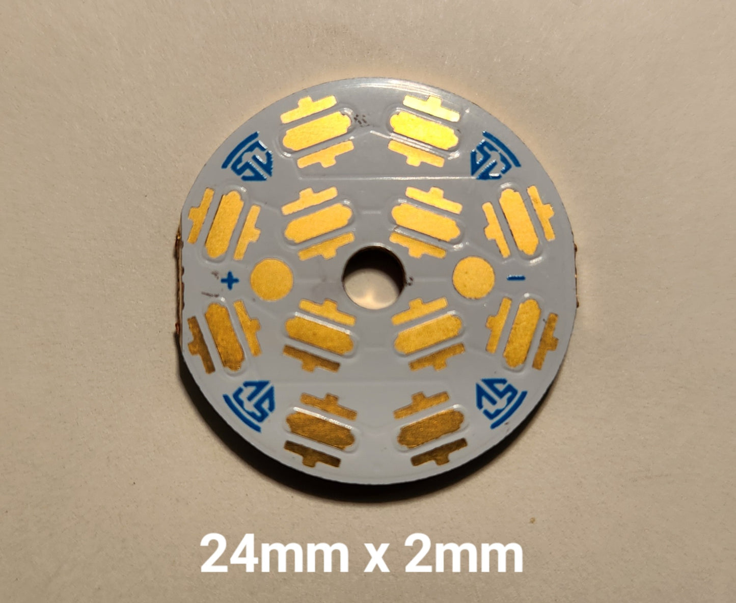 Emisar Noctigon XP Raw MCPCB/AUX Custom 23 X 2MM 12 X 3535 SMD MULE (SKYLUMENS)