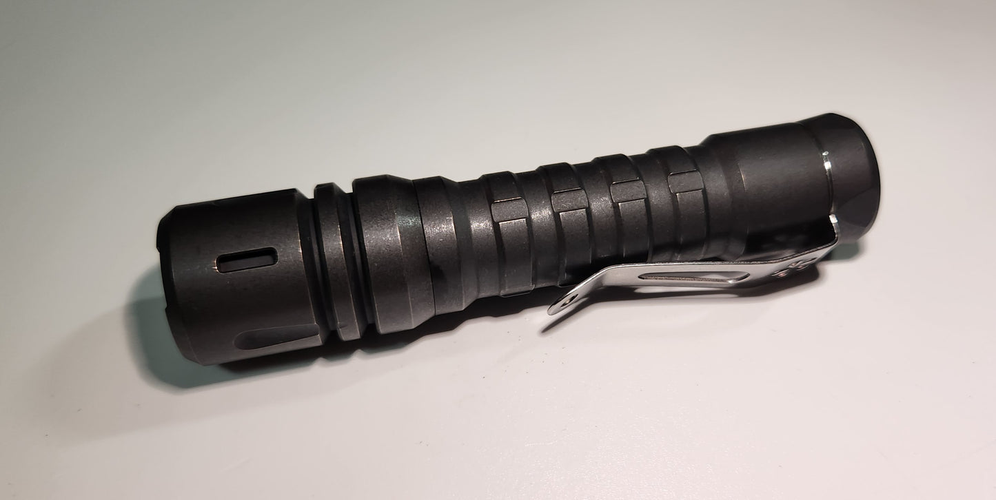 ReyLight Lanapple Titanium 14500 LED Flashlight TITANIUM BLACK OIL CREE XPL-HI 6000K