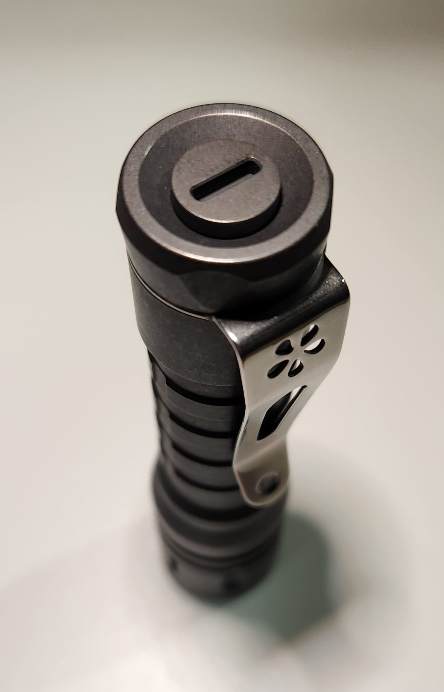 ReyLight Lanapple Titanium 14500 LED Flashlight