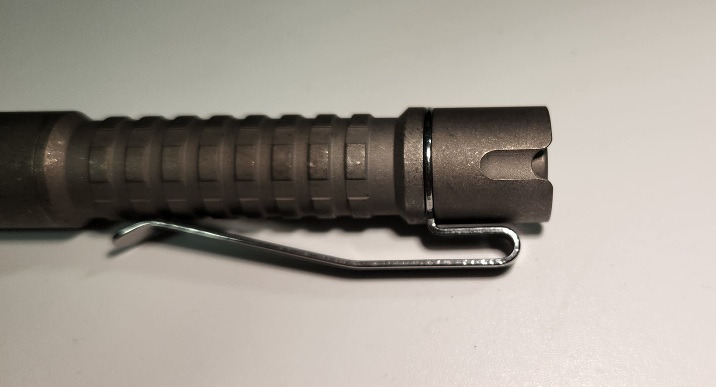 ReyLight Pineapple Mini Titanium Nichia AAA/10440 LED Flashlight