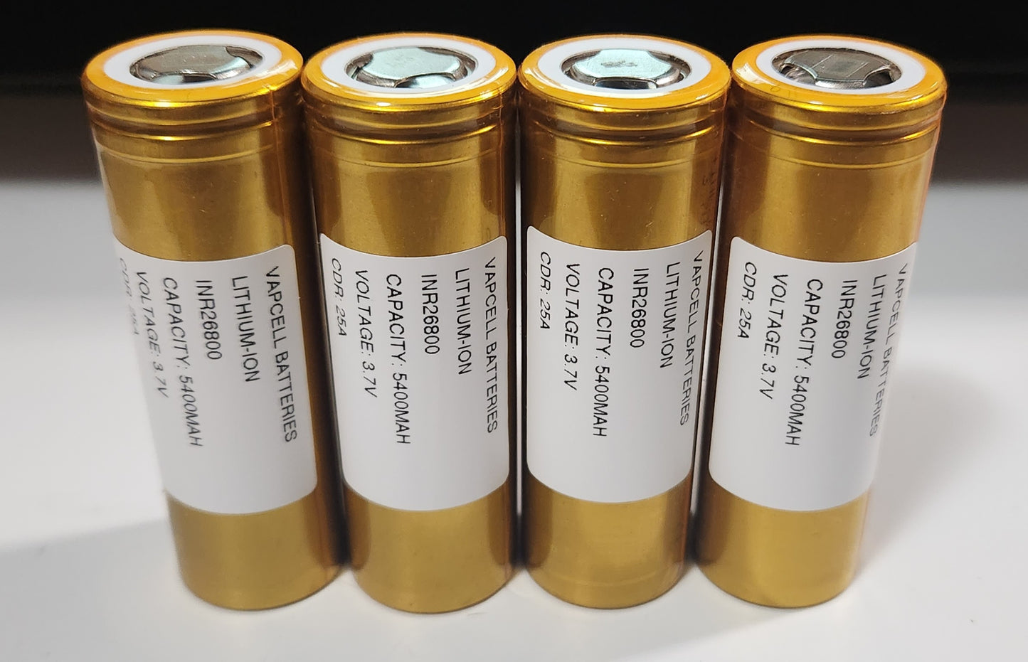 Vapcell INR26800 26800 6200mAh 25A Rechargeable Li-Ion Battery *** HAS TO BE PURCHASED WITH FLASHLIGHT + FEDEX ***