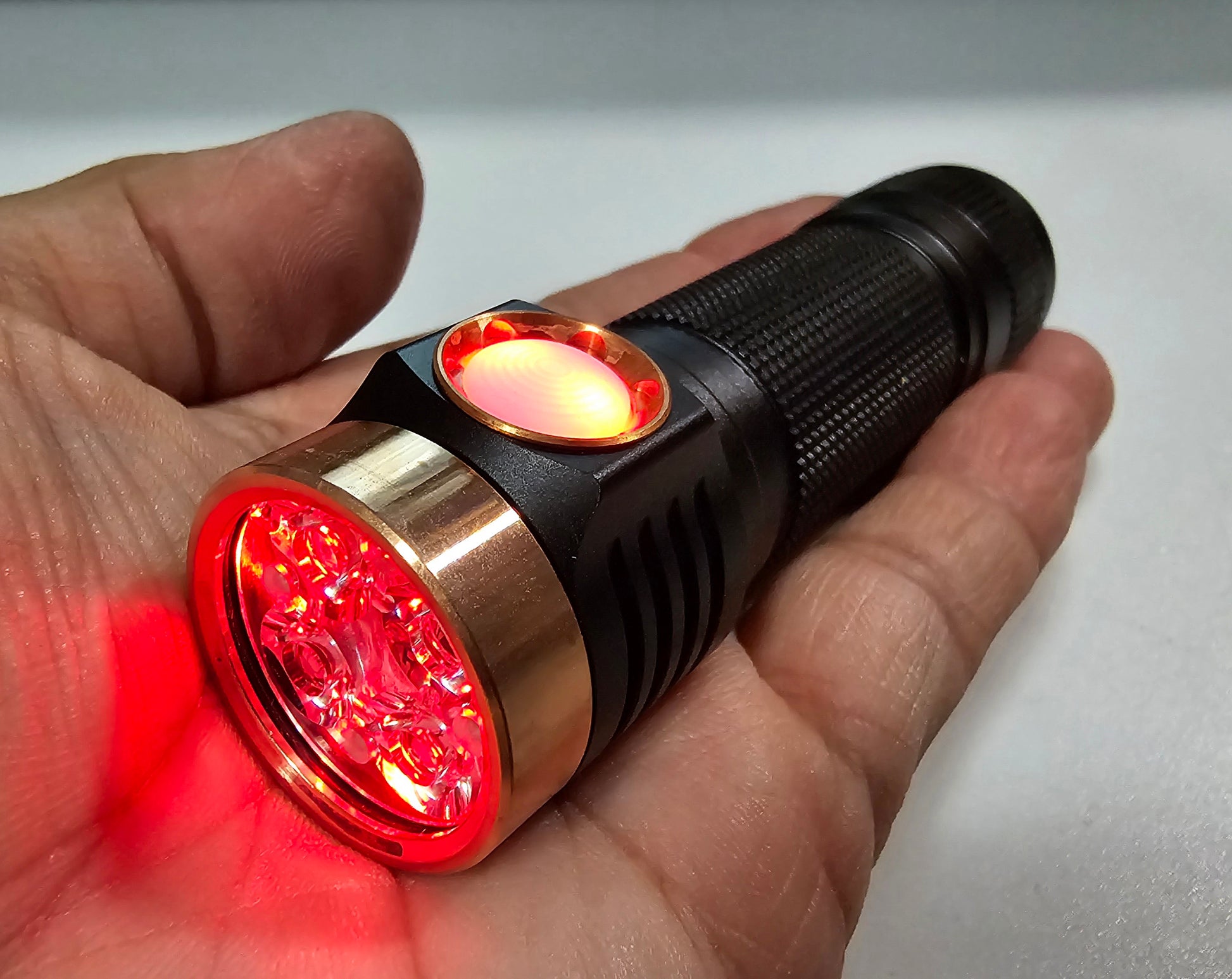 Emisar D4K 2CH 2-CH 21700 High Power EDC Flashlight *CUSTOM BUILT-TO-ORDER*
