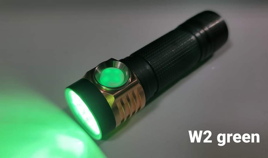 Emisar D4V2 Titanium High Power LED Flashlight *CUSTOM BUILD-TO-ORDER*