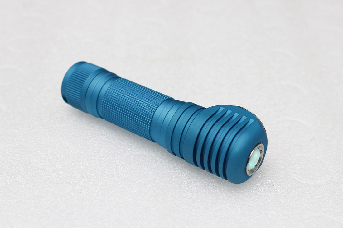 Emisar DW4 18650 Right Angle LED Flashlight *CUSTOM BUILT-TO-ORDER*