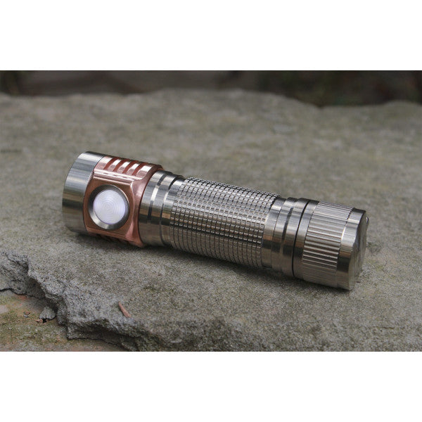 Emisar D4v2 Titanium + Copper SST-20 SST20 4000K 95 CRI High Power LED Flashlight