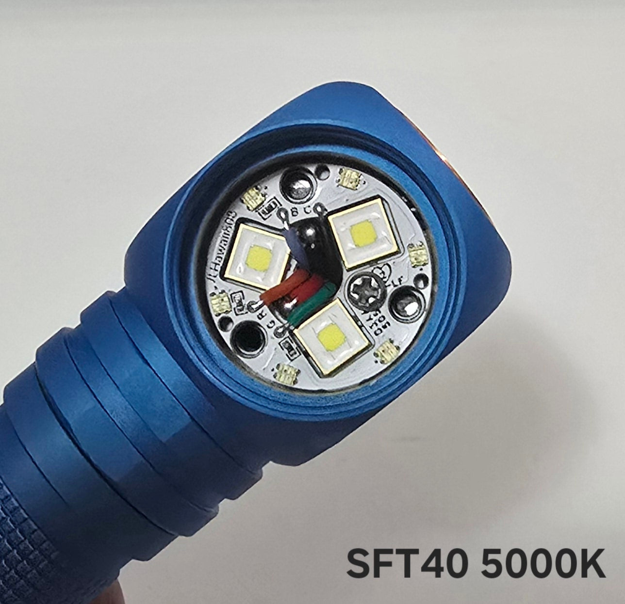 Emisar DW3AA AA/14500 Premium Compact LED Flashlight *CUSTOM BUILT-TO-ORDER*