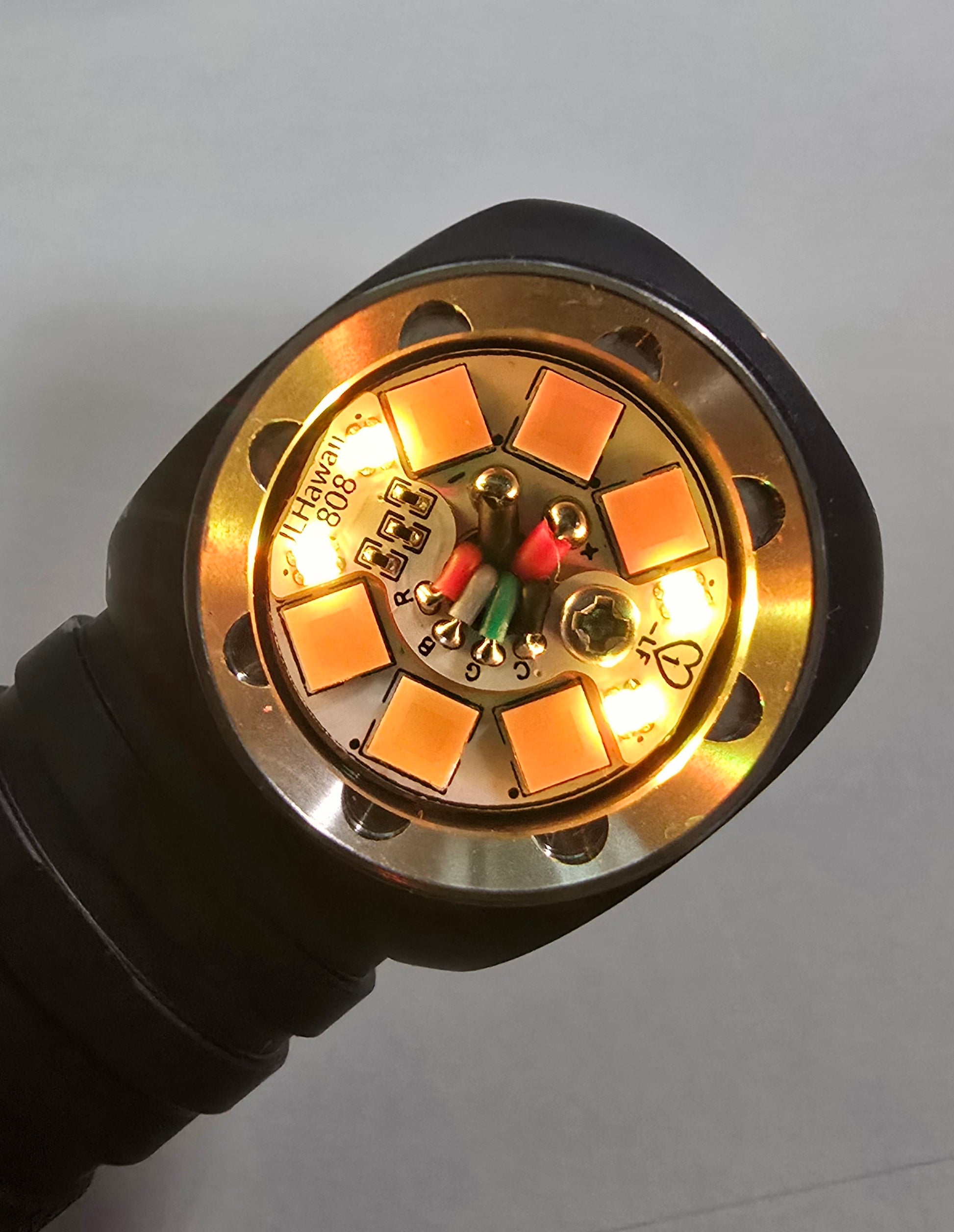 Emisar DW3AA AA/14500 Premium Compact LED Flashlight *CUSTOM BUILT-TO-ORDER*