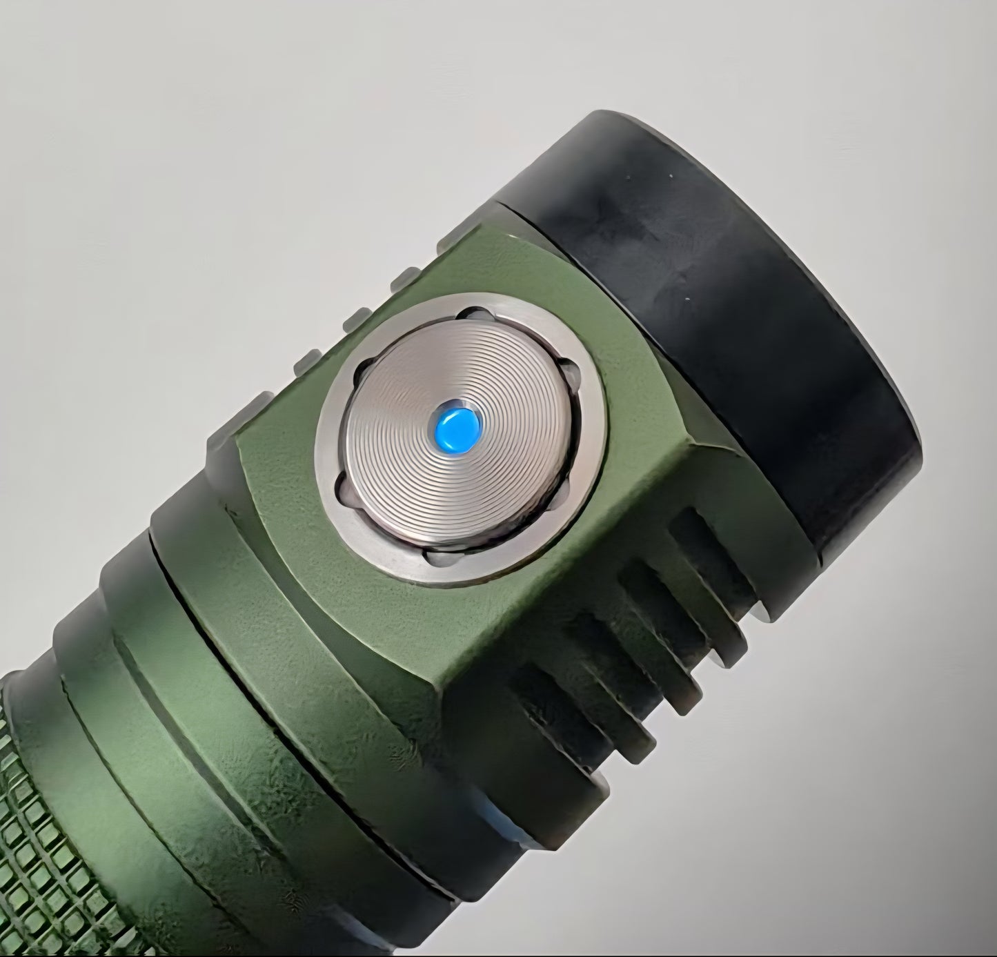 Emisar DW4K 3-CH 3CH Triple Channel 1*21700 Right Angle Flashlight *CUSTOM BUILT-TO-ORDER*