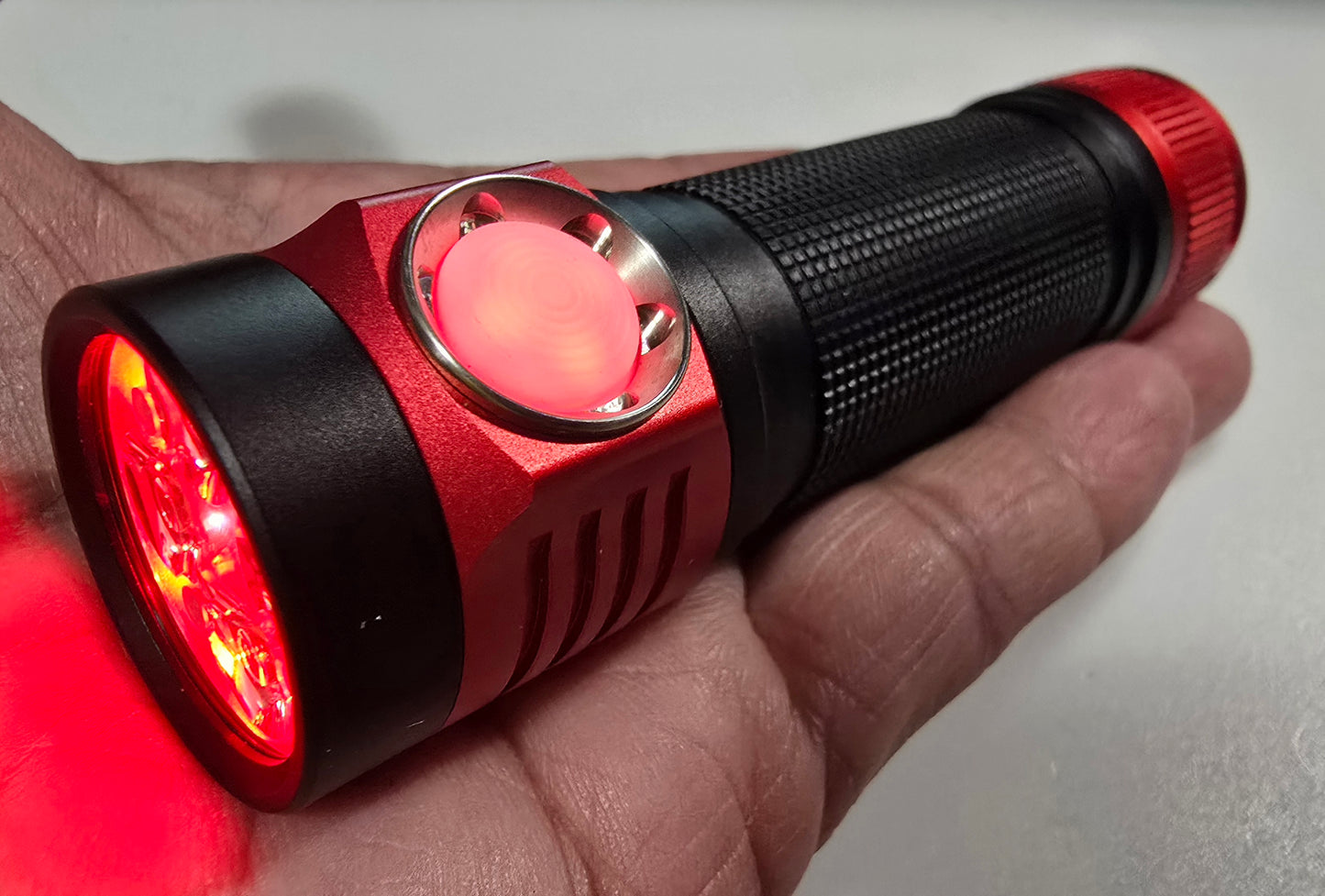 Emisar D4K 21700 High Power EDC Flashlight *CUSTOM BUILT-TO-ORDER*