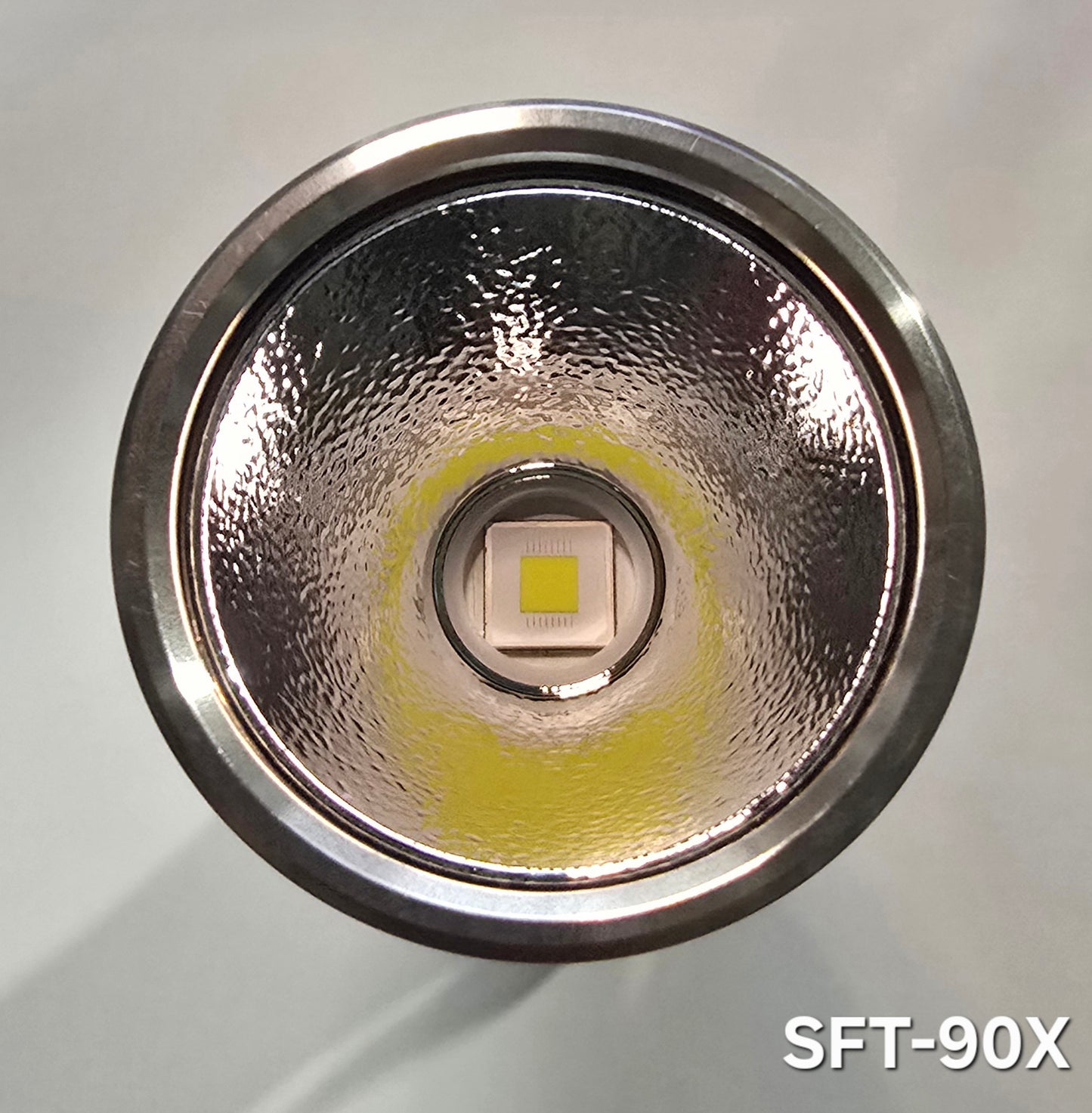 Noctigon KR1 18650 LED Flashlight *CUSTOM BUILT-TO-ORDER*