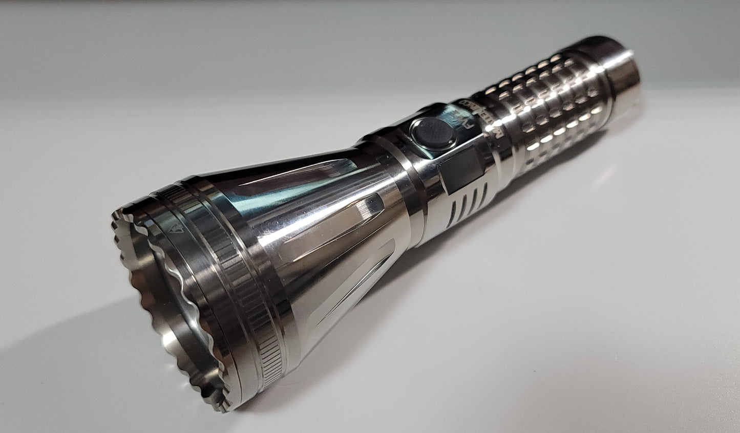 Mateminco FW1 Titanium 1.8 Mile 2952M Throw LEP Flashlight POLISHED