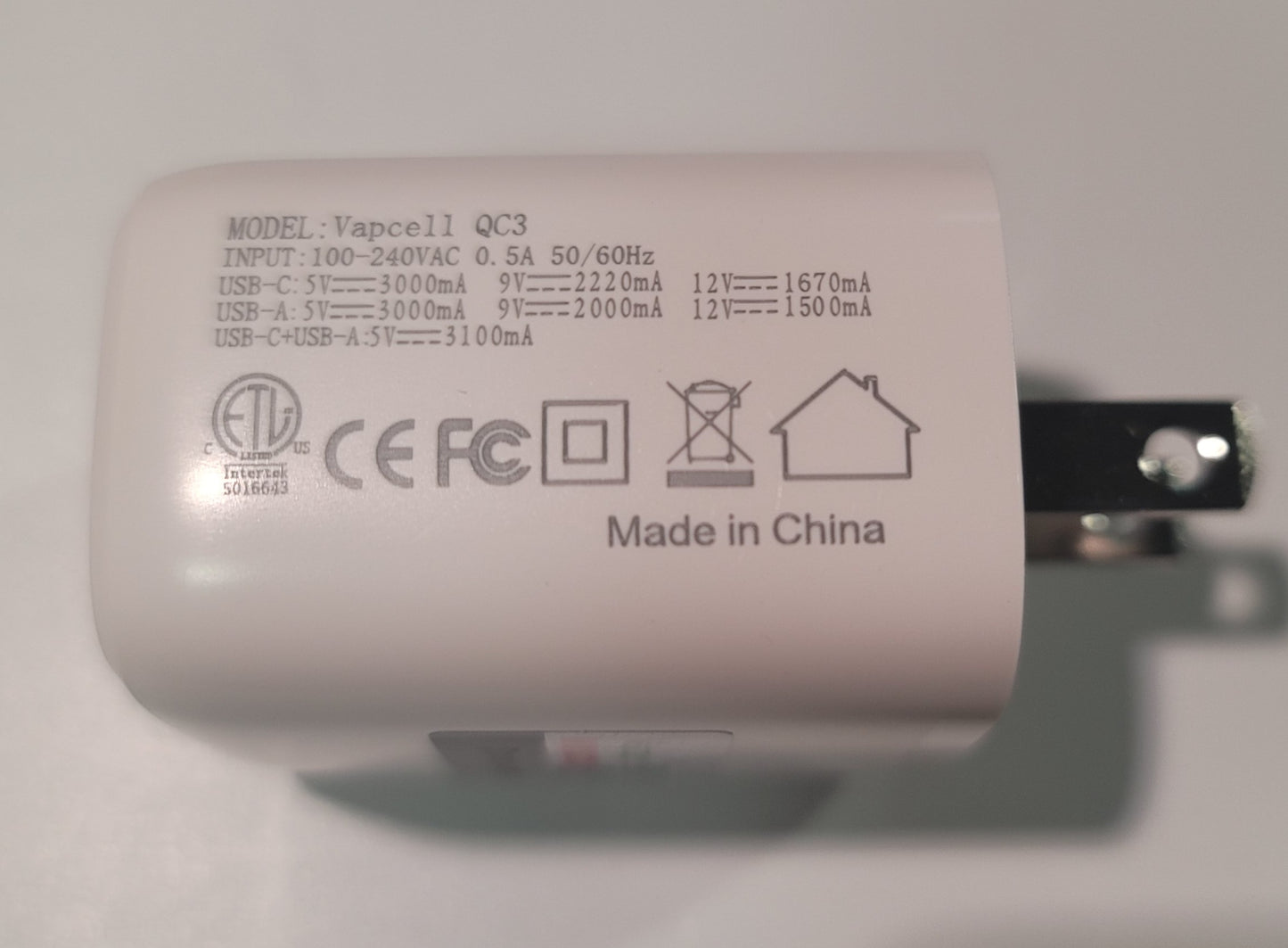 Vapcell QC3 UBB Fast Charging Power Adapter