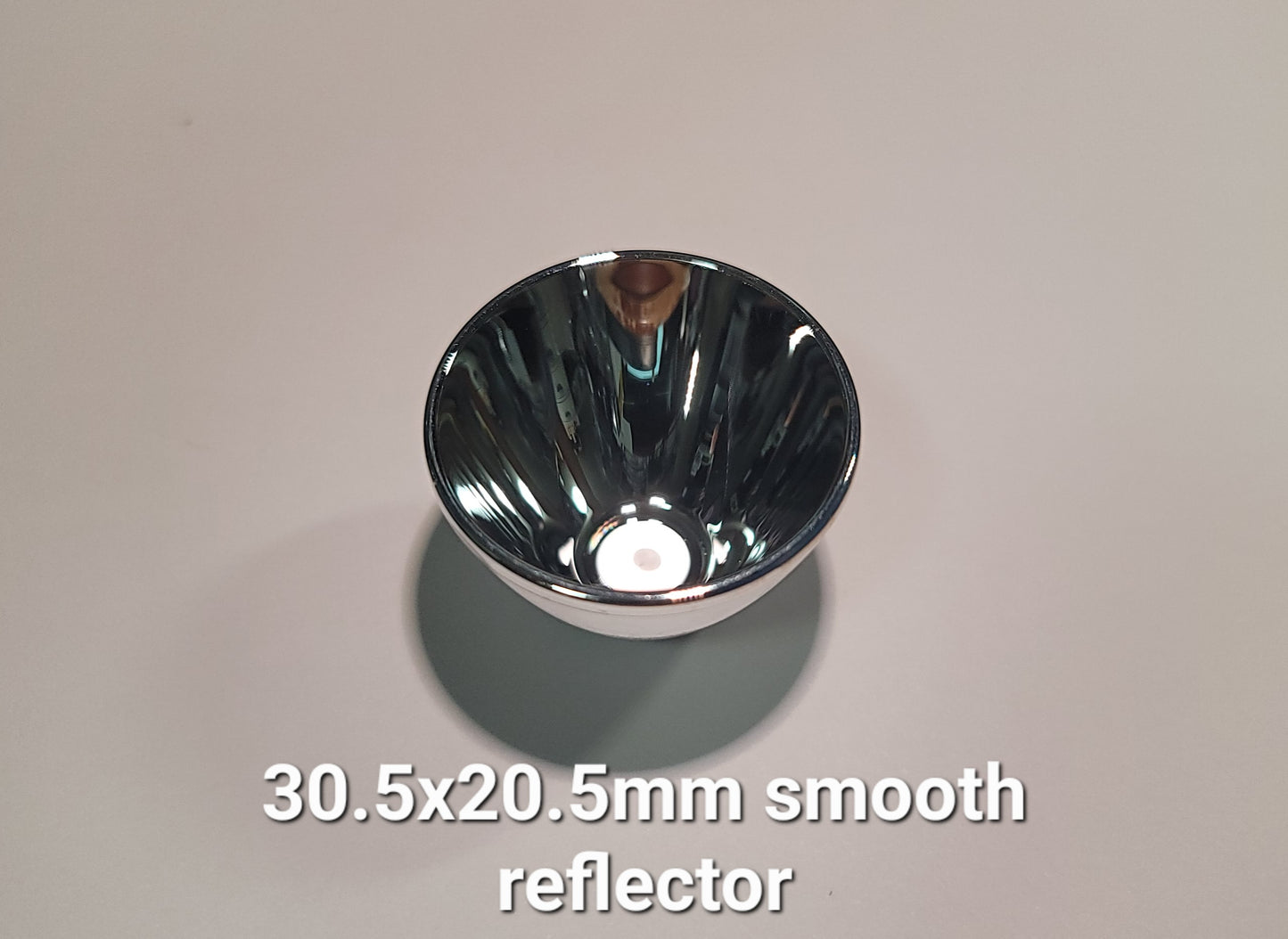 Aluminum Reflector SMO or OP 30.5 X 20.5MM SMOOTH 7MM LED OPENING 3030 3535 SMD (KR1 D1)