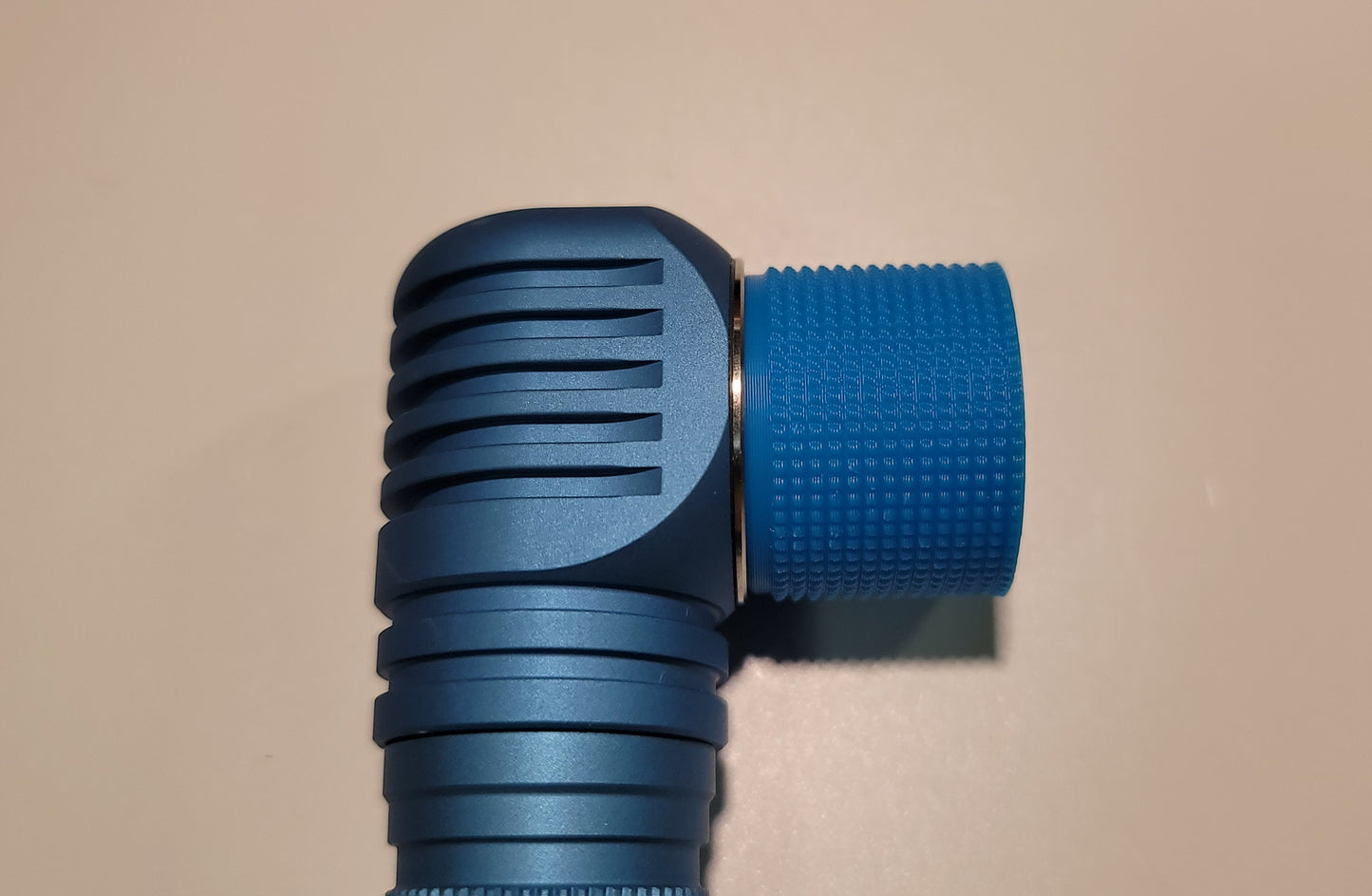Emisar DW4 DW4k Bezel Removal Tool 3D Printed
