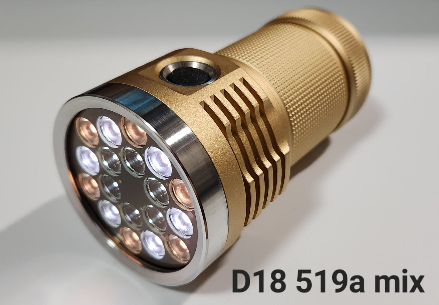 Emisar D18 Custom Emitter MIX Nichia 519A/Osram W2 Anduril 2 UI