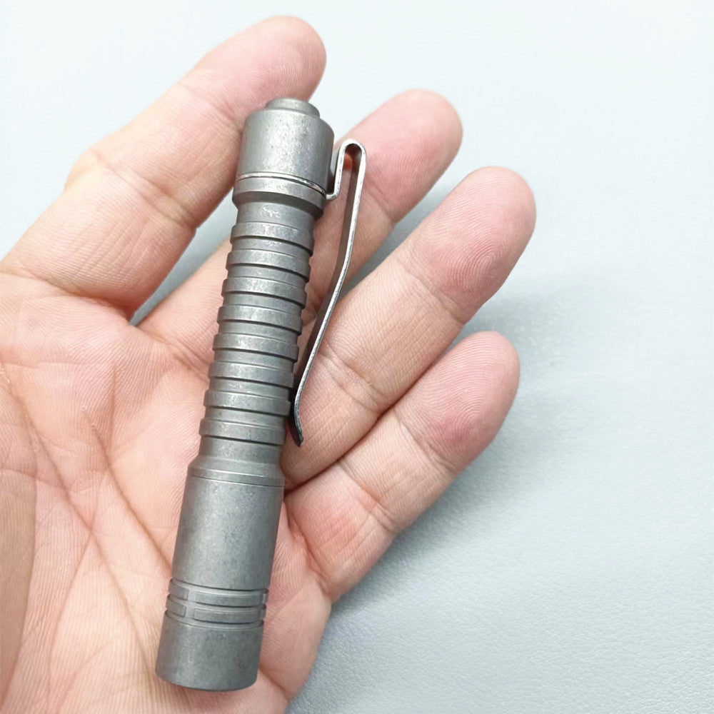 ReyLight Pineapple Mini Titanium Nichia AAA/10440 LED Flashlight