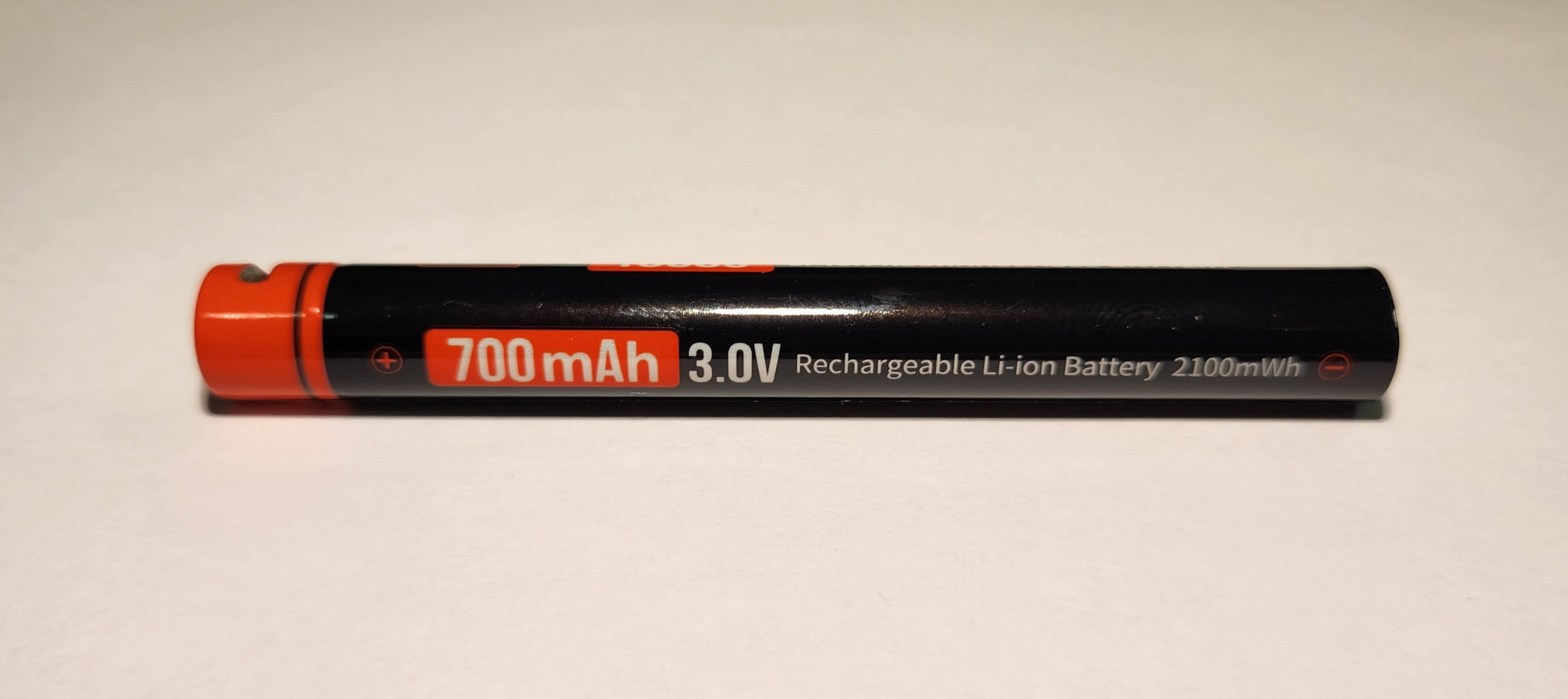 10880 750mAh 3.7V Lithium-Ion Rechargeable Battery **** HAS TO BE SHIPPED WITH FLASHLIGHT + FEDEX ***