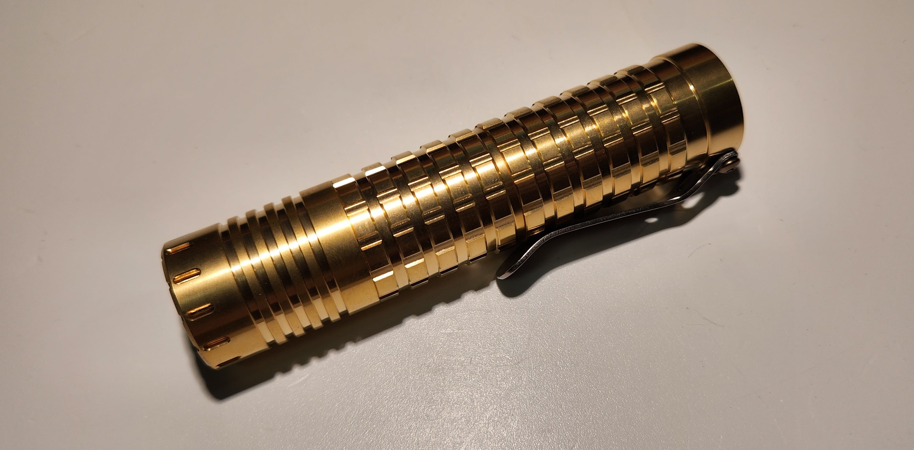 ReyLight Dawn Triple V2.2 - Copper, Brass, Nichia 519a 4000K R9080 