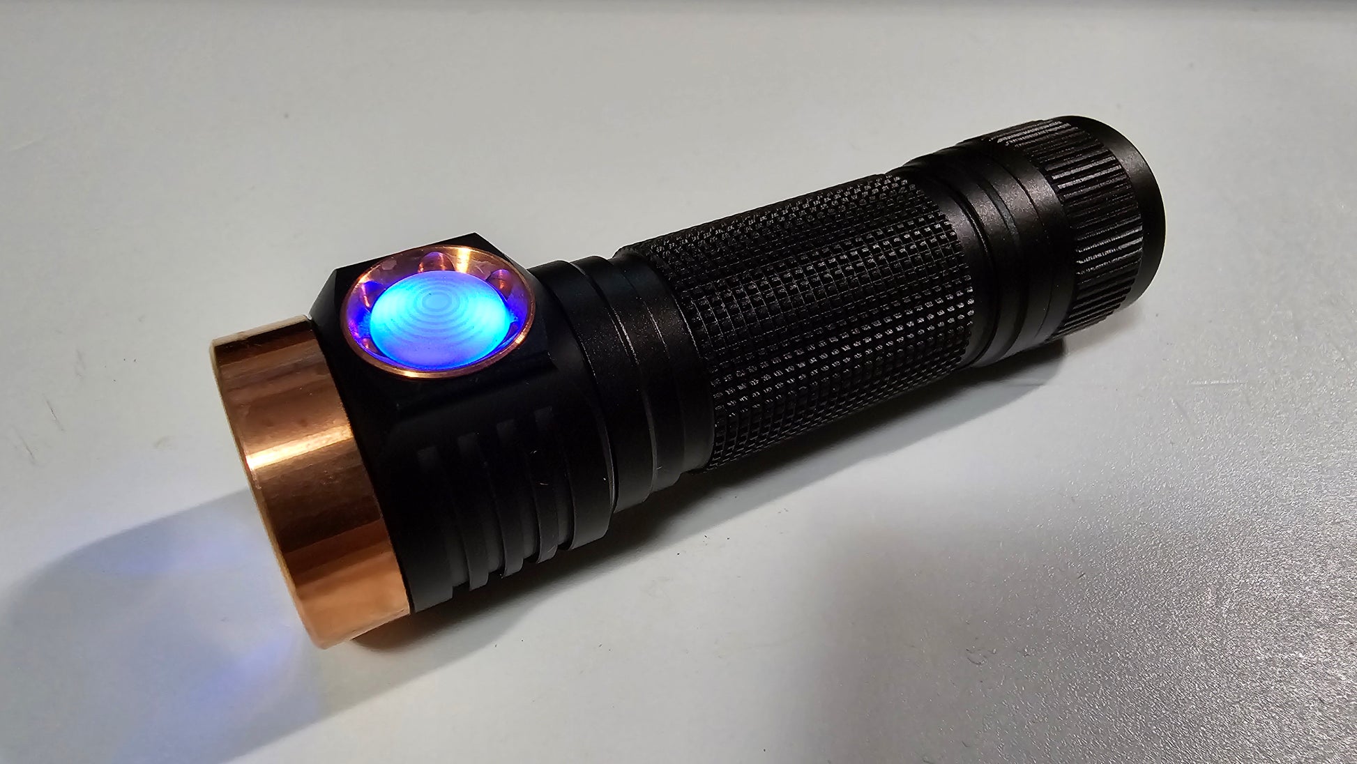 Emisar D4v2 High Power 8 X LED Mule UV LED Flashlight "CUSTOM BUILT-TO-ORDER"