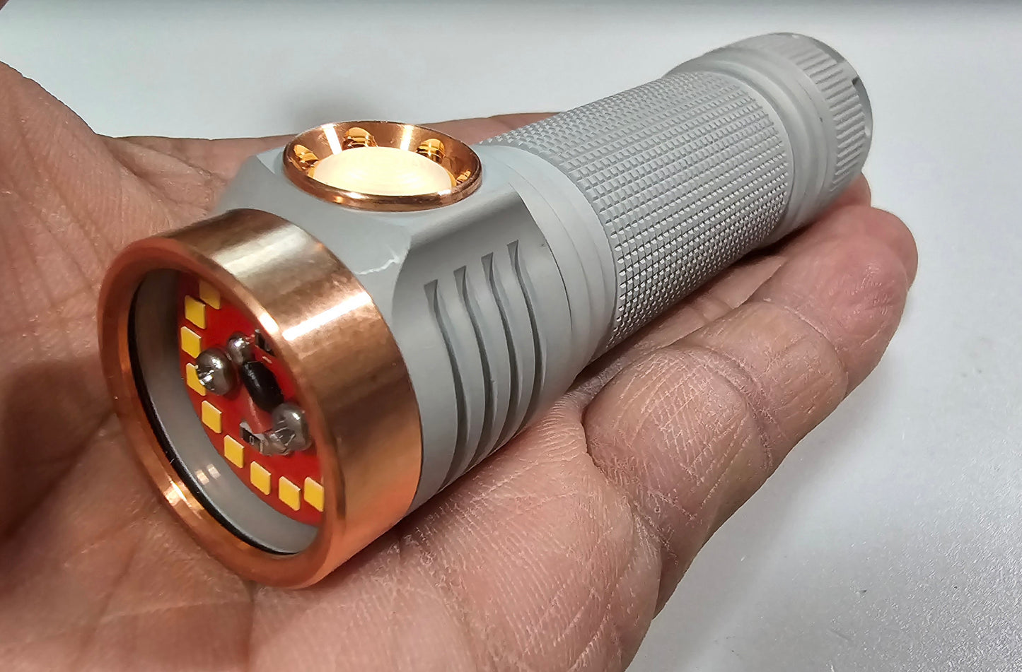 Emisar D4K 16 x Nichia E21A Mule "CUSTOM" BUILT-TO-ORDER