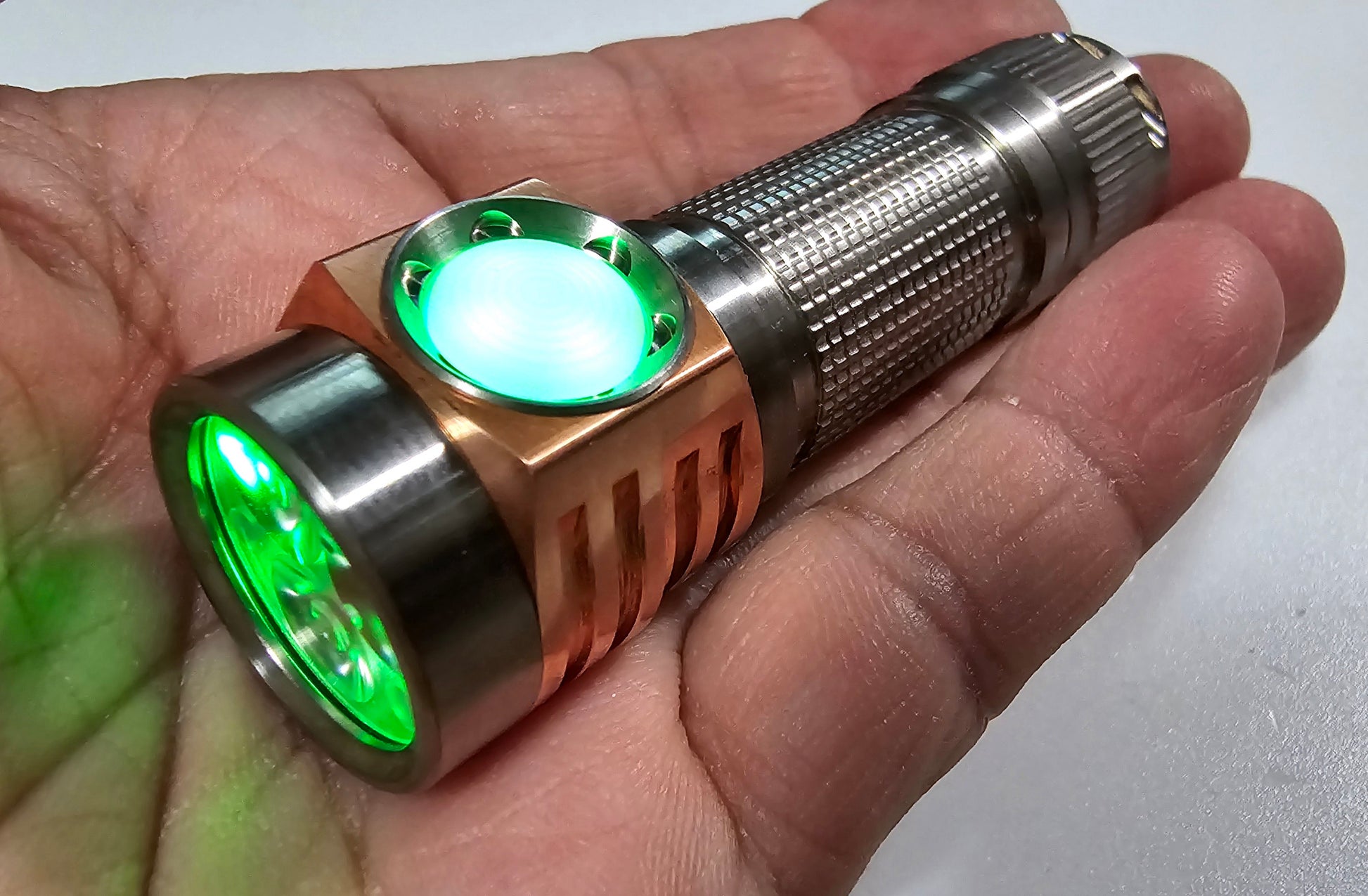 Emisar D3AA TI Titanium AA/14500 Premium Compact LED Flashlight