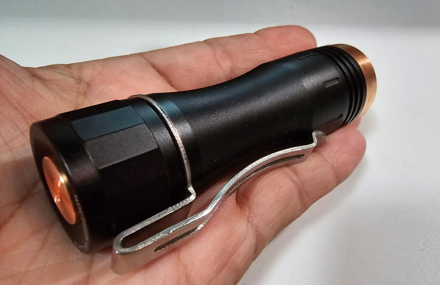 Noctigon KR4 2-CH 2CH Tint Ramping LED Flashlight "CUSTOM BUILT-TO-ORDER"