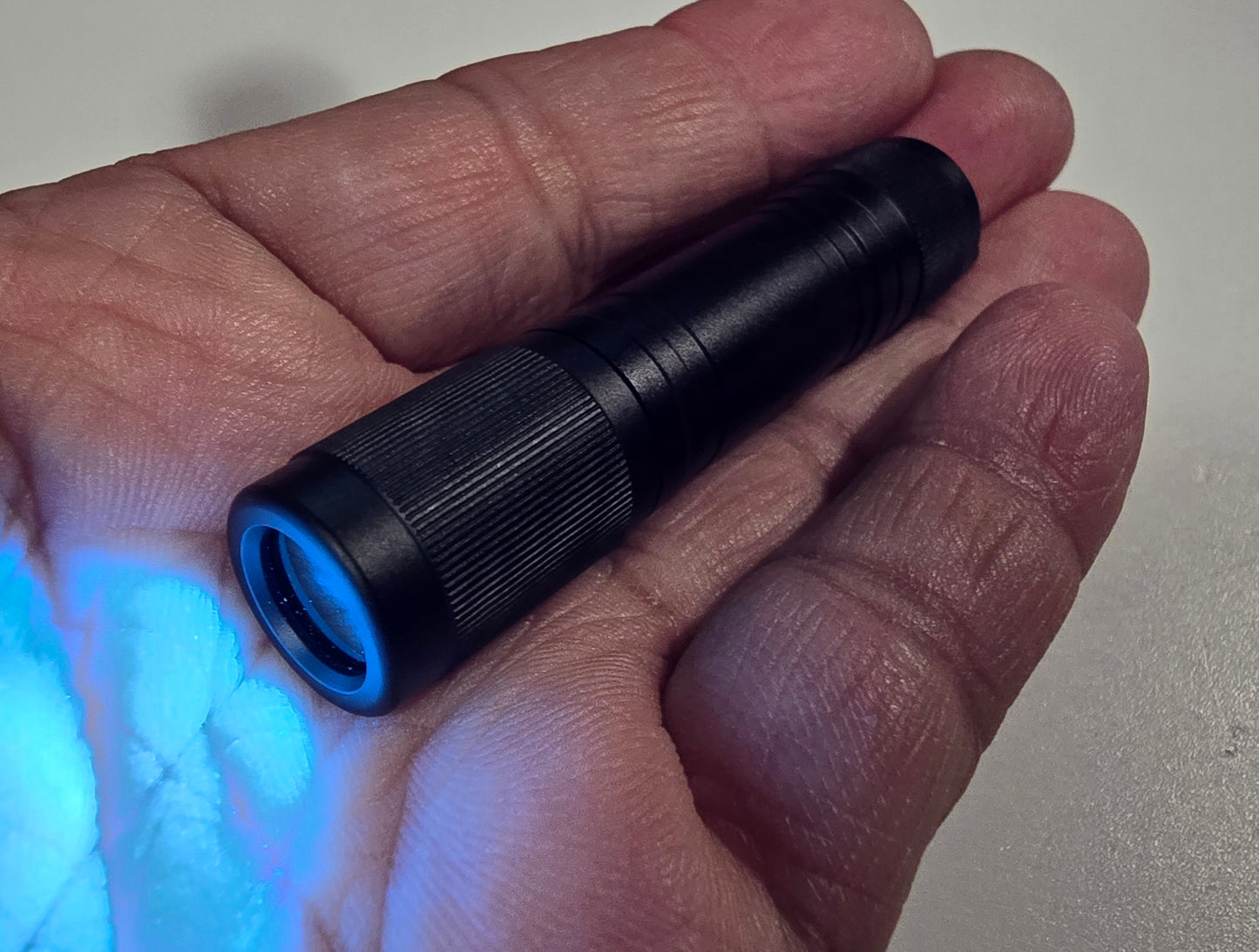 Emisar KC1 365NM UV LED Keychain Mini UV Flashlight