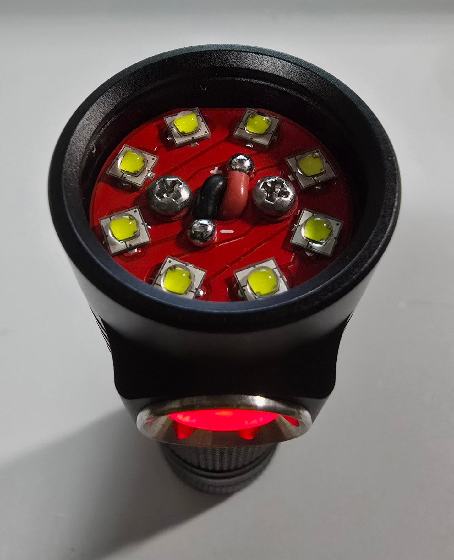 Emisar D4v2 Mule High Power LED Flashlight *CUSTOM BUILT-TO ORDER