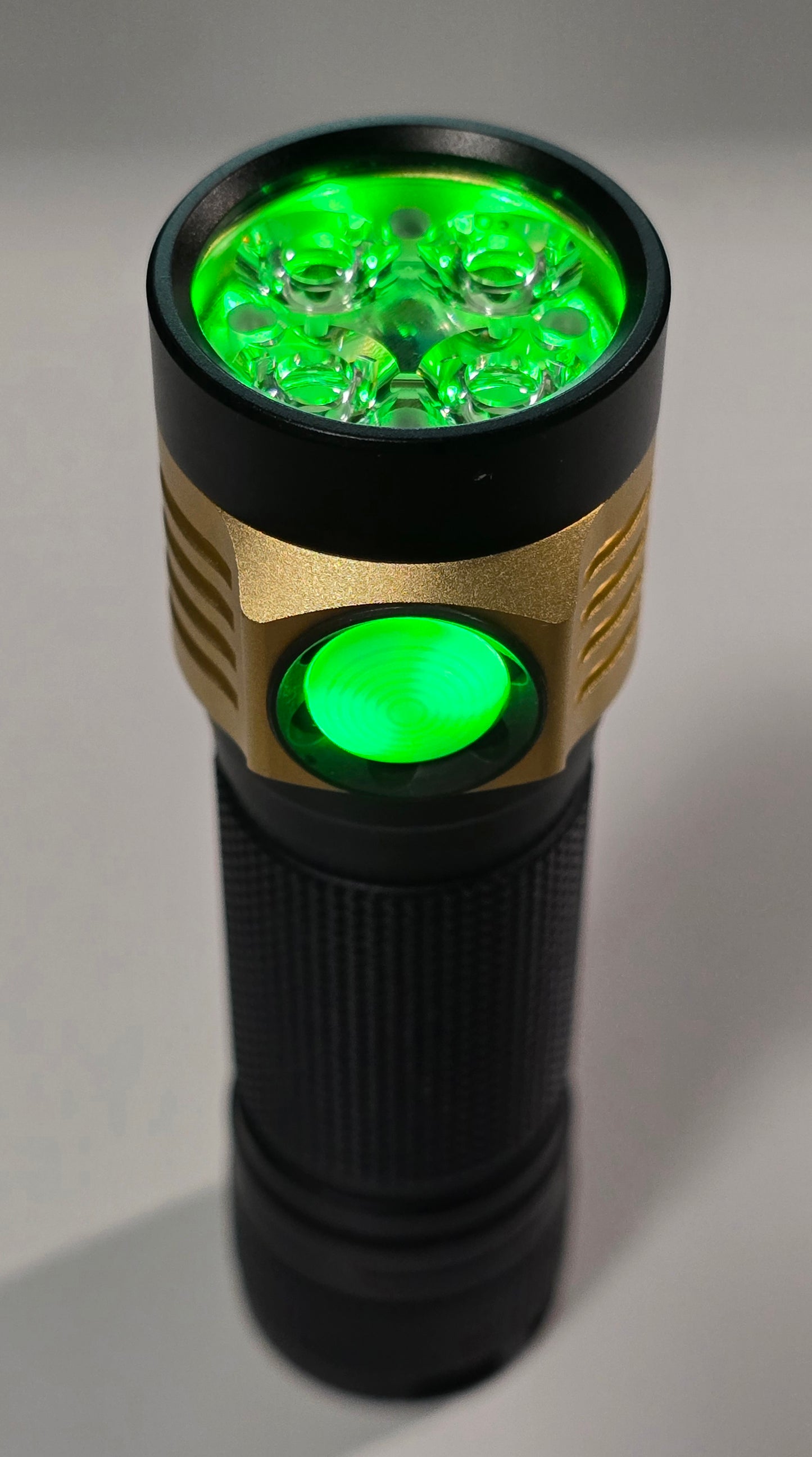 Emisar D4v2 High Power LED Flashlight *CUSTOM BUILD-TO-ORDER*