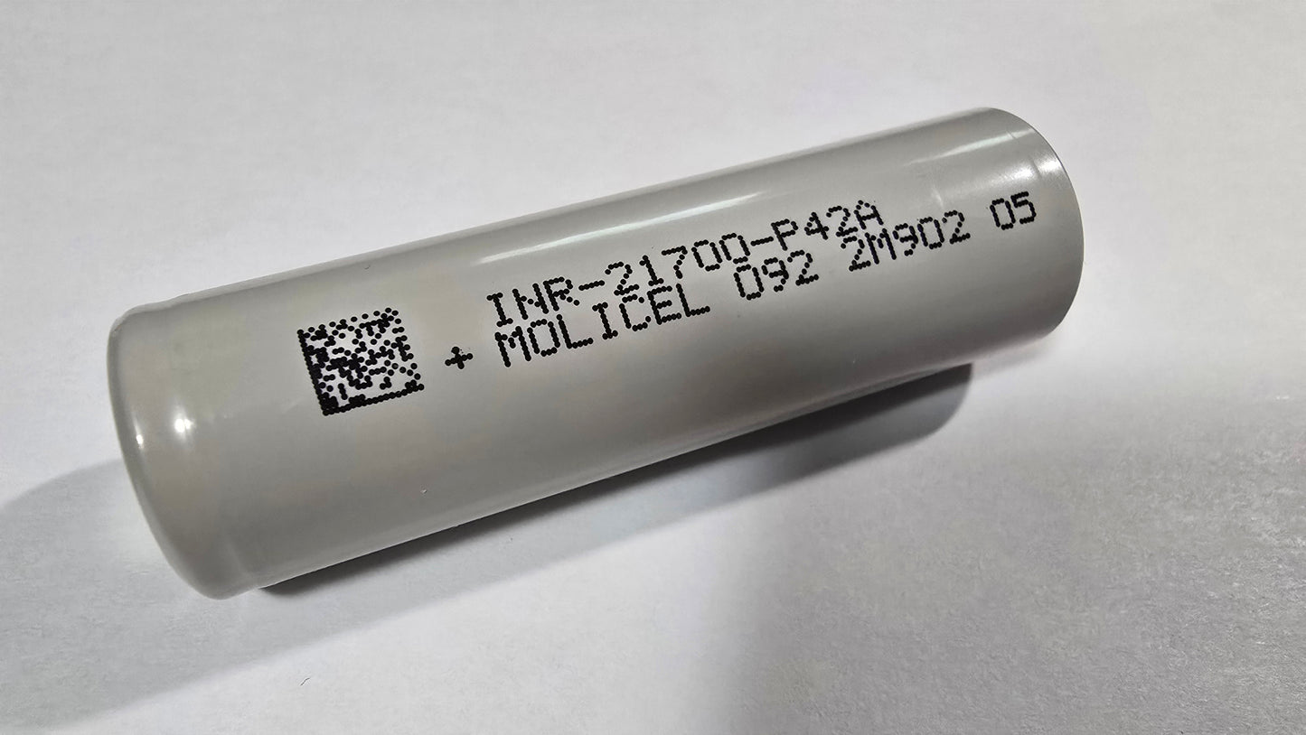 Molicel P42A 21700 4200mAh 45A Li-Ion Rechargeable Battery **** HAS TO BE SHIPPED WITH FLASLIGHT + FEDEX ***