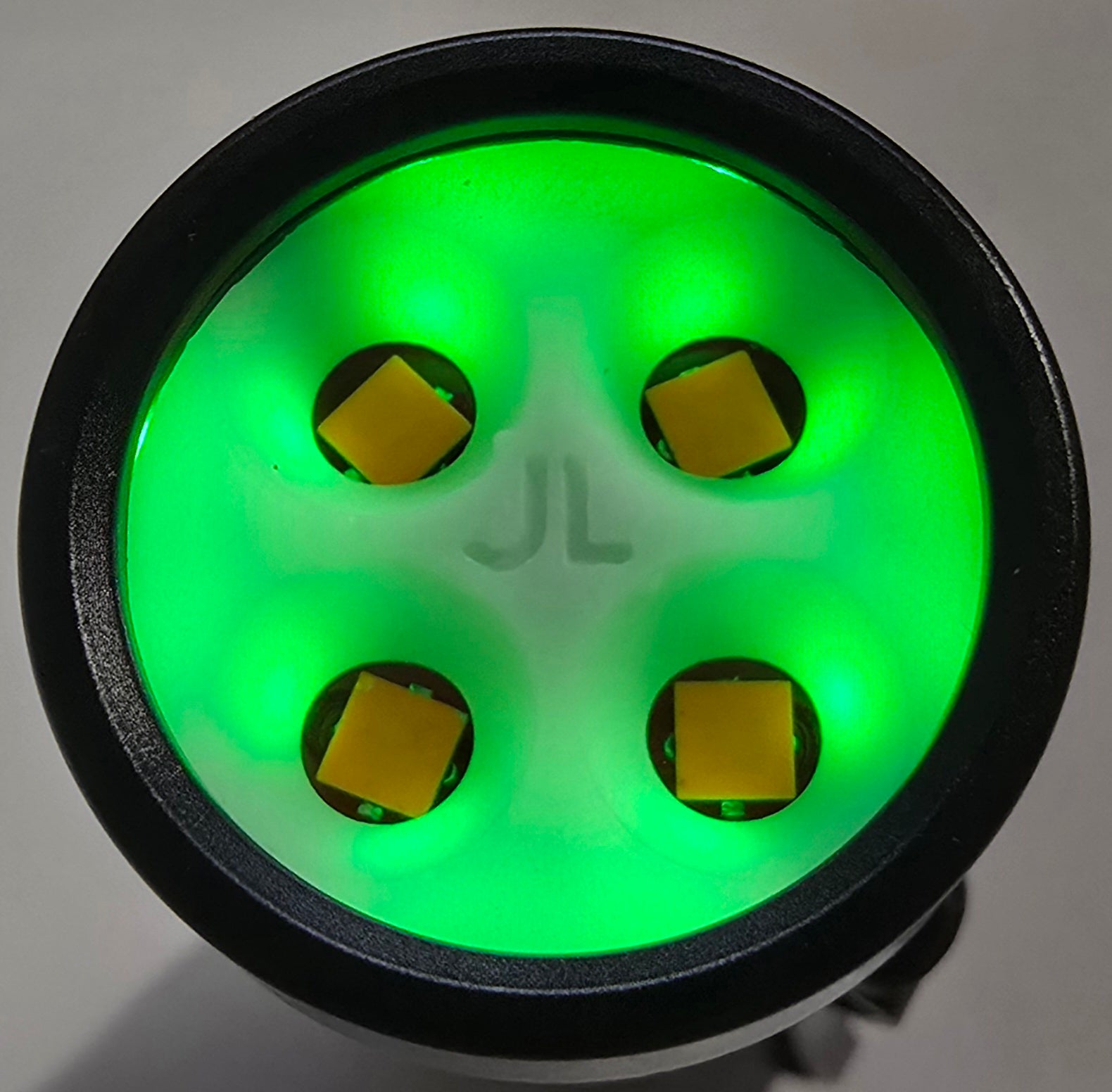 Noctigon KR4 18650 High Power LED Flashlight 