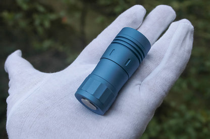 Noctigon KR4 5050SMD 2-Channel High Power Led Flashlight