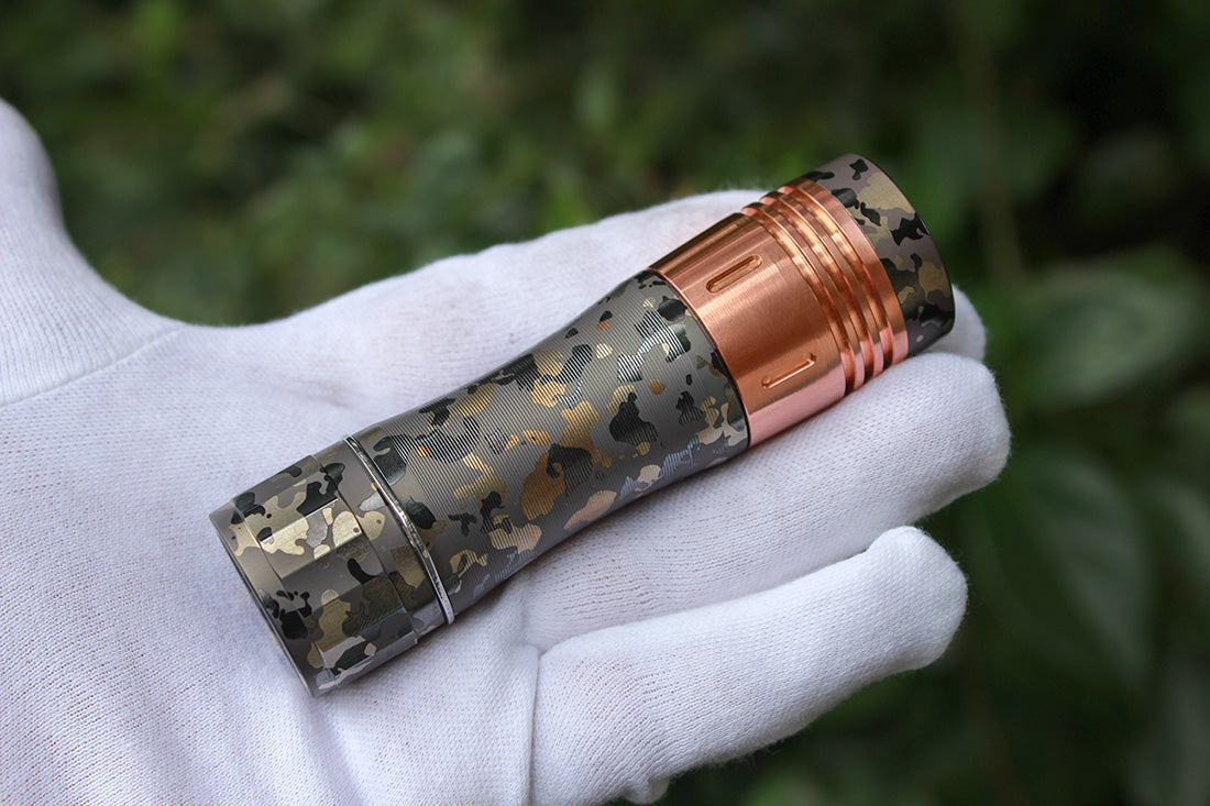 Noctigon KR4 Titanium 5050SMD 2-Channel High Power Led Flashlight