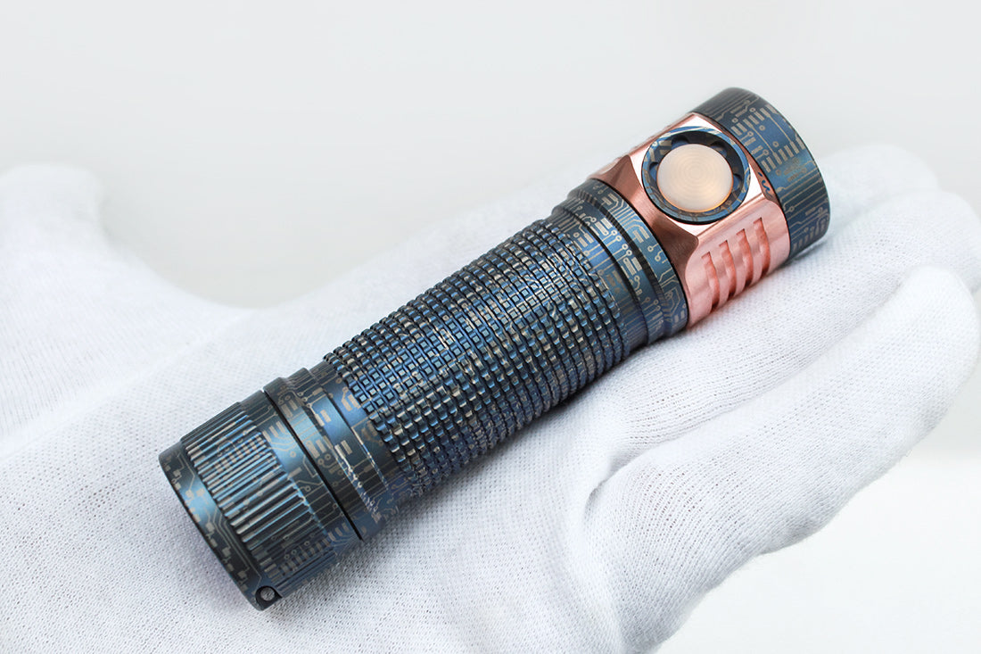 Emisar D4K Titanium 21700 High Power LED Flashlight TITANIUM RAW D. CIRCUIT