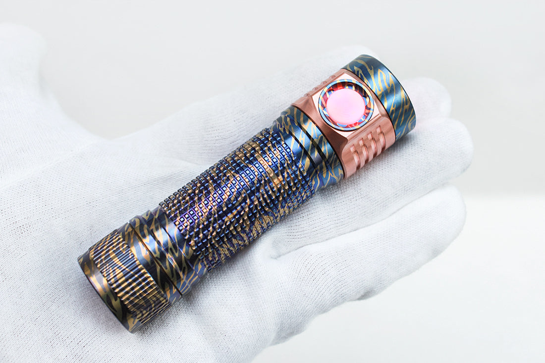 Emisar D4K Titanium 21700 High Power LED Flashlight TITANIUM RAW E. FLAMES