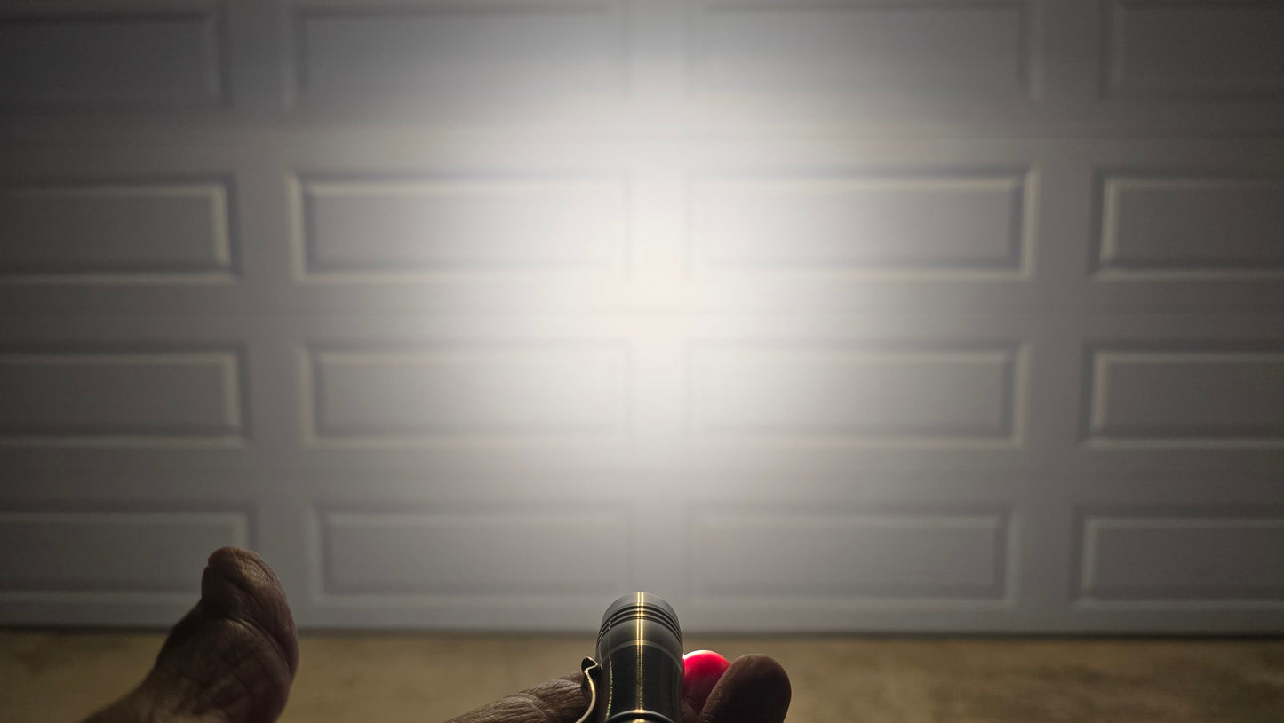 Noctigon KR1AA v1 14500/AA Custom LED Flashlight