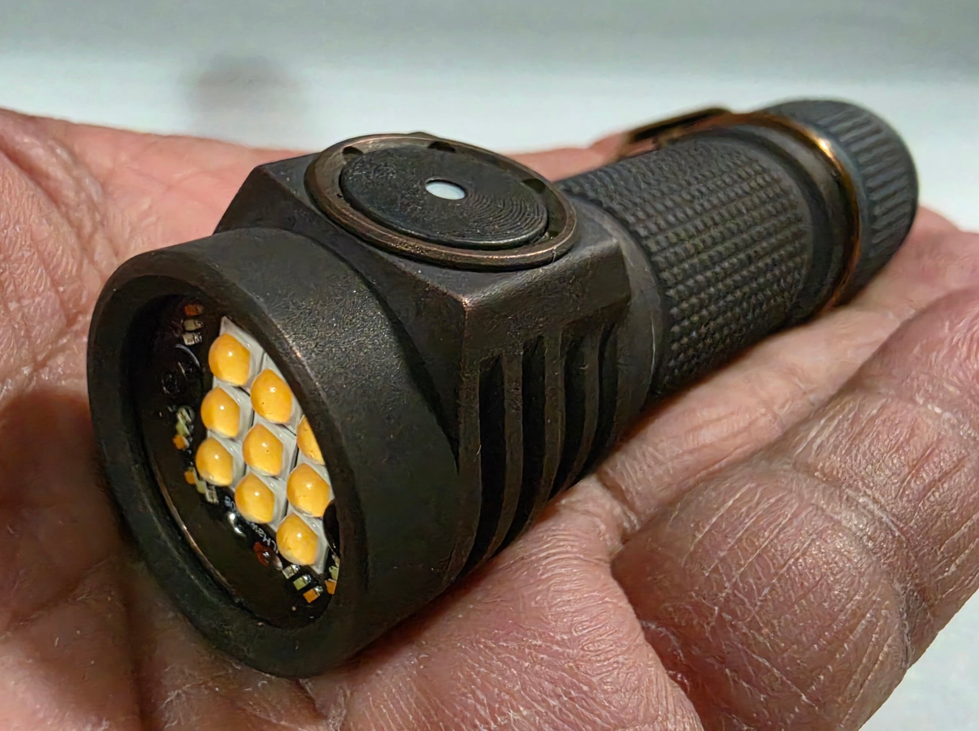 Emisar D3AA Titanium/Copper/Brass "MEGA" 9 x LED Mule