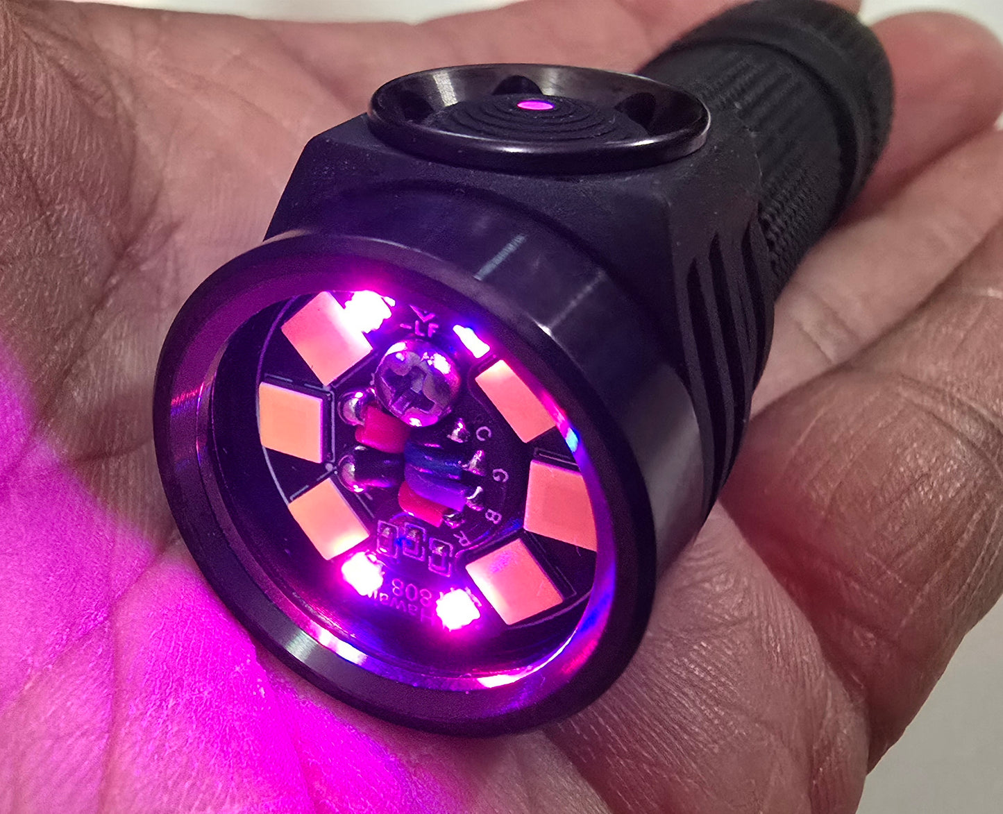 Emisar D3AA AA/14500 Premium Compact LED Flashlight *CUSTOM BUILT-TO-ORDER*