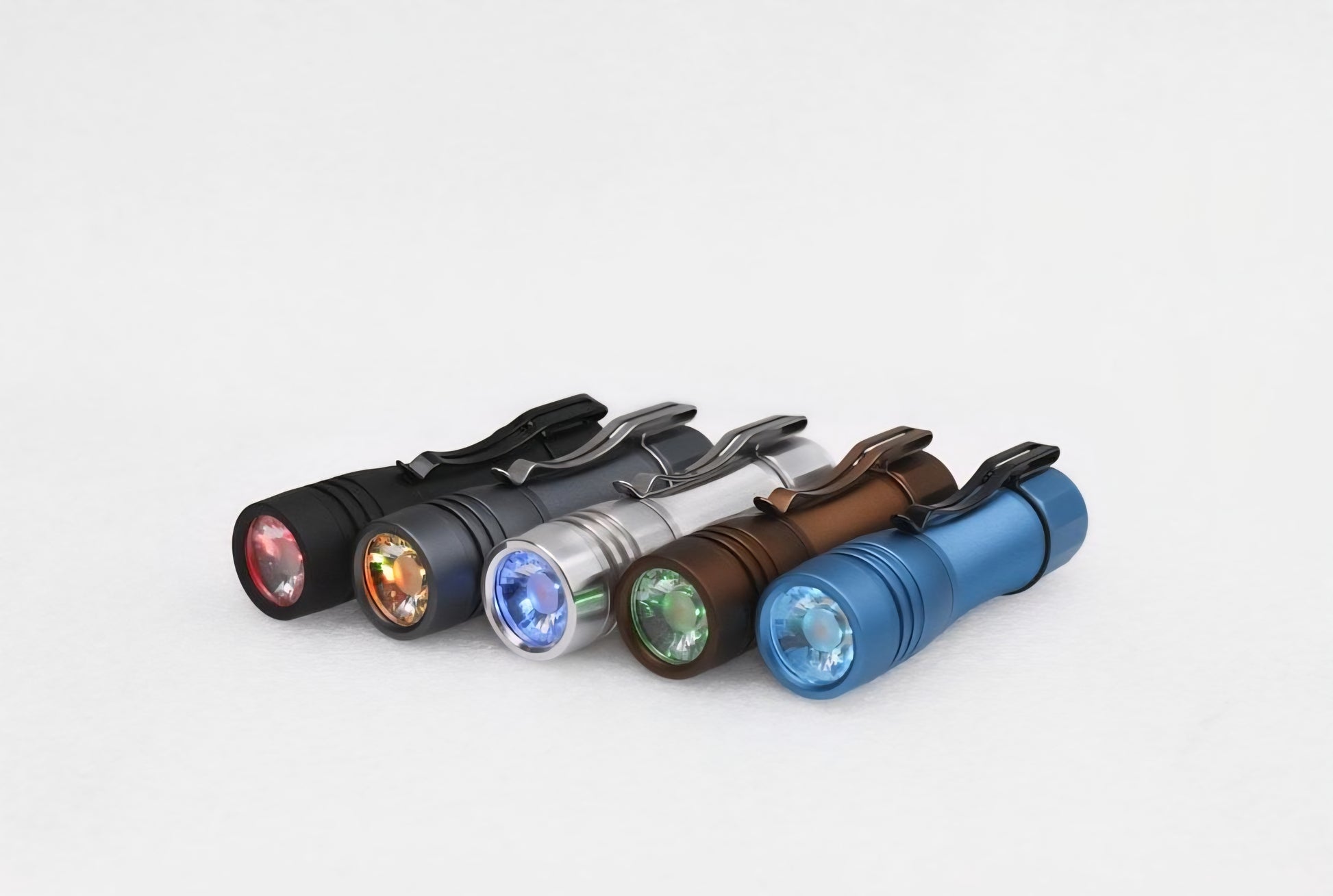 Noctigon KR1AA v1 14500/AA Custom LED Flashlight