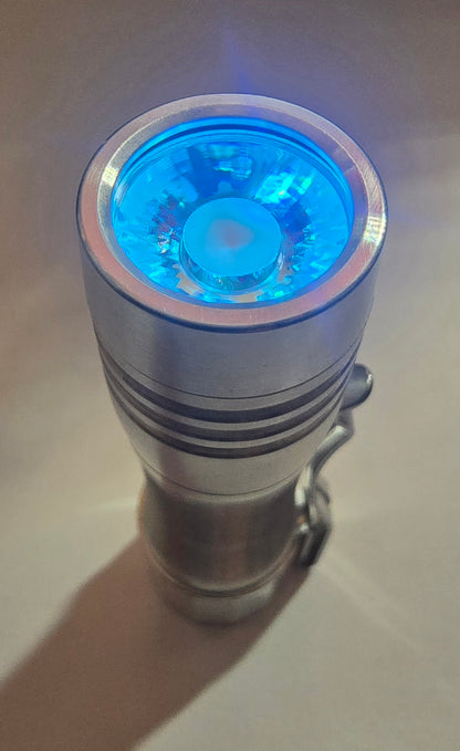 Noctigon KR1AA v1 14500/AA Custom LED Flashlight