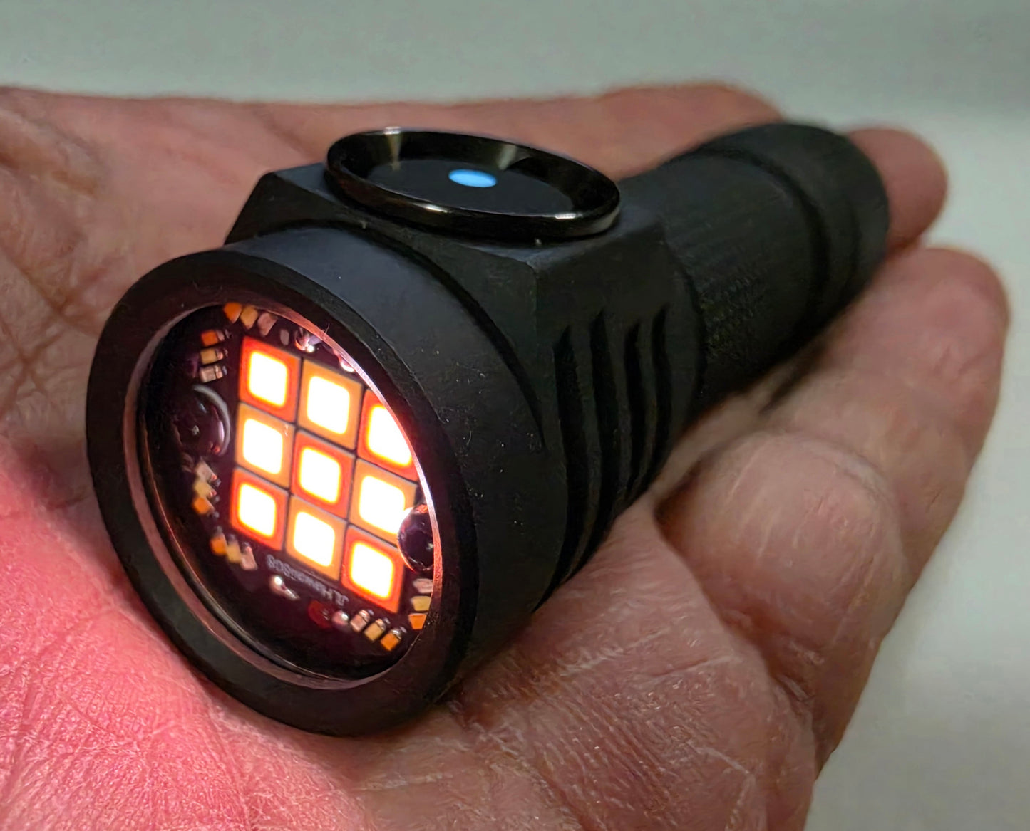 Emisar DW3AA/D3AA "MEGA" Mule
