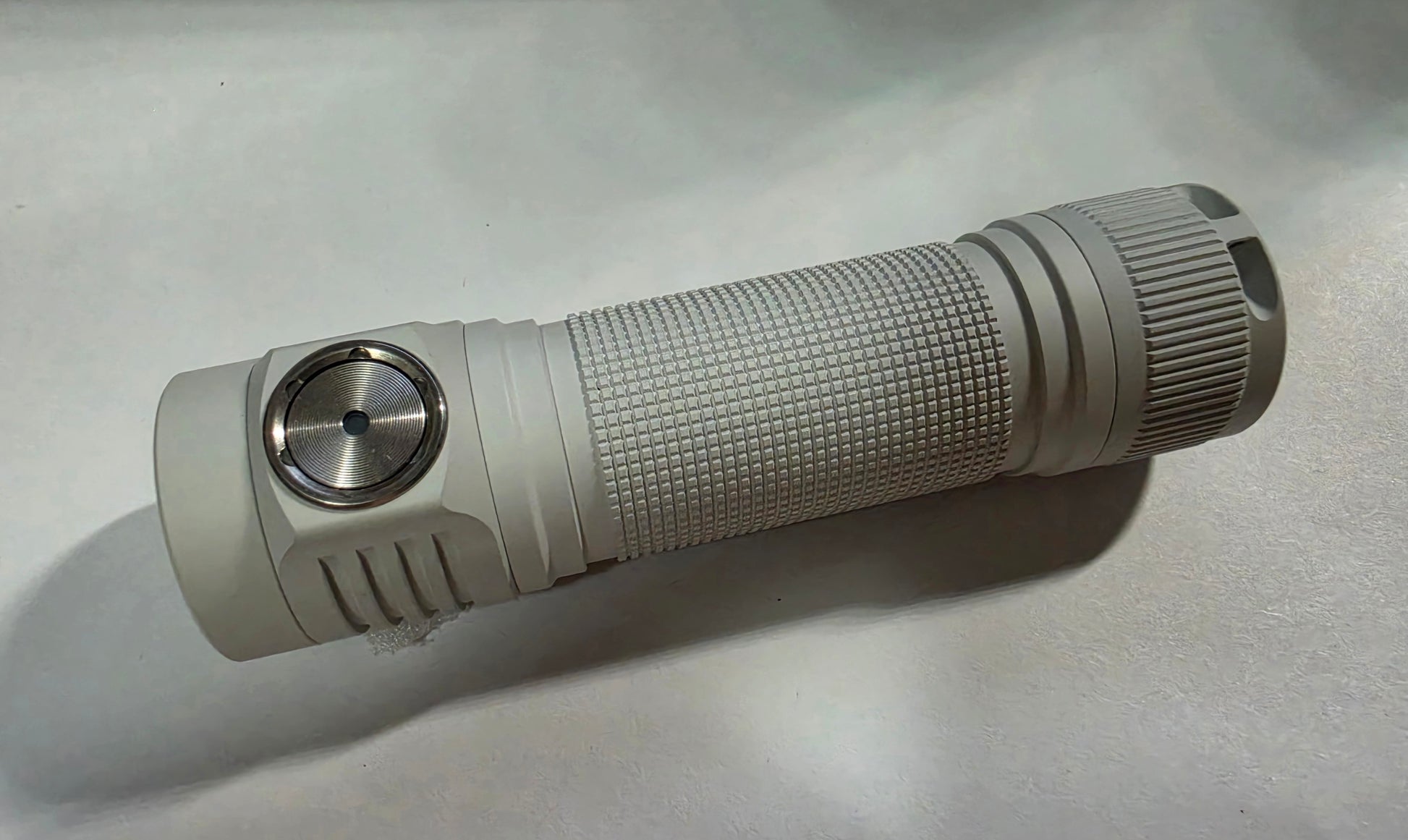 Emisar D4K 5050SMD 2-Channel High Power Led Flashlight STONEWHITE