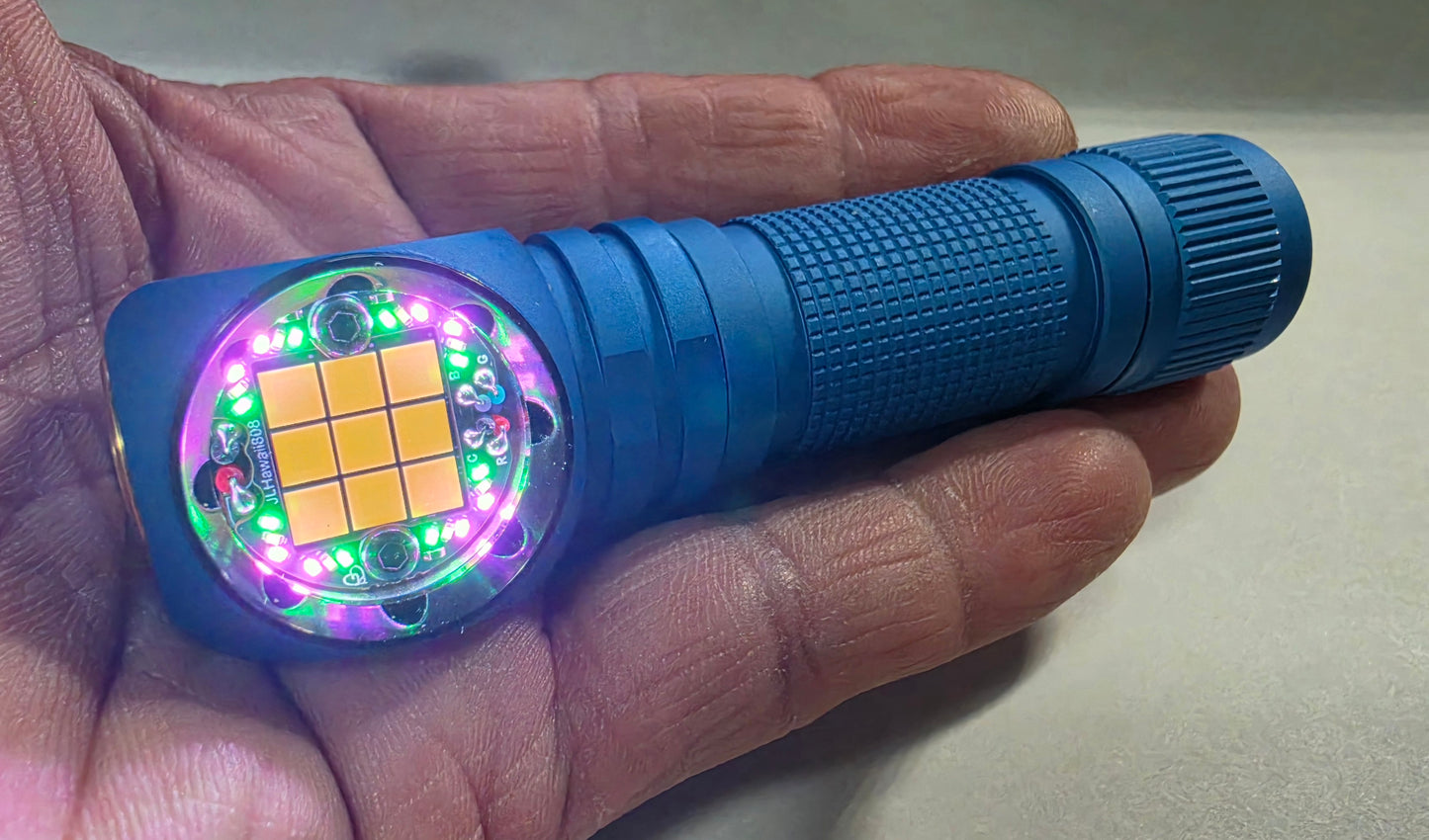 Emisar DW3AA "MEGA" 9 x LED Mule Right Angle Flashlight/Work light CYAN